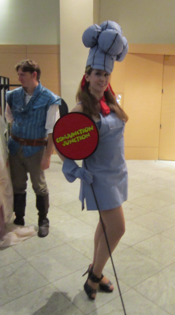 25 Cosplay Babe of Dragon*Con 2011