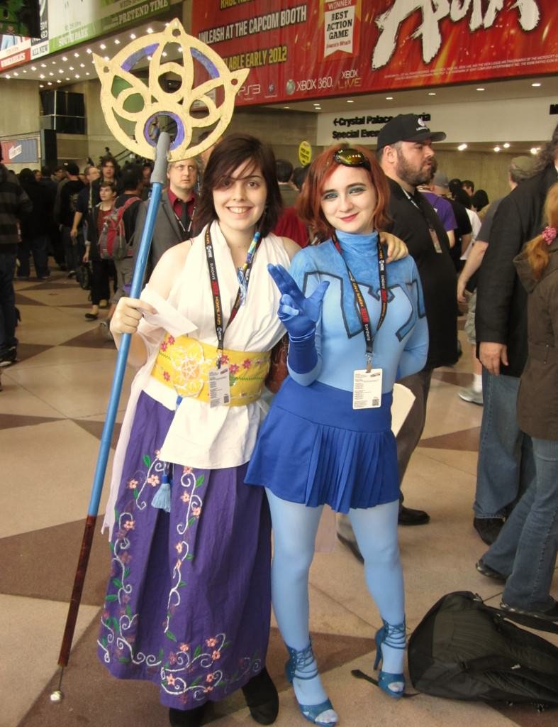 NYCC 2011: Cosplay Photos: Final Fantasy Blue Beetle