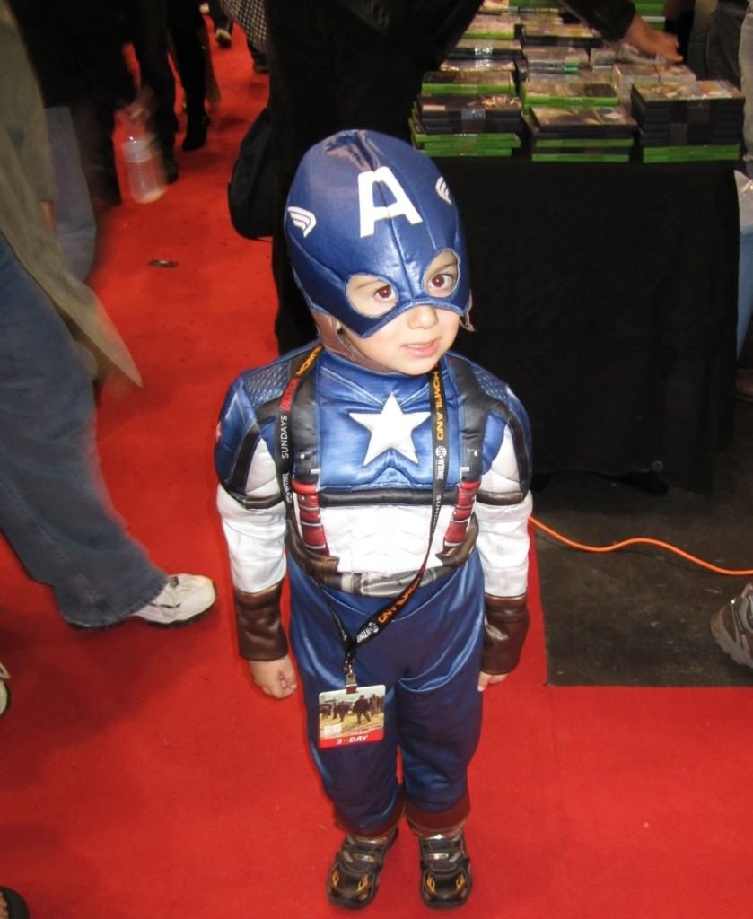 NYCC 2011: Cosplay Photos: Little Captain America