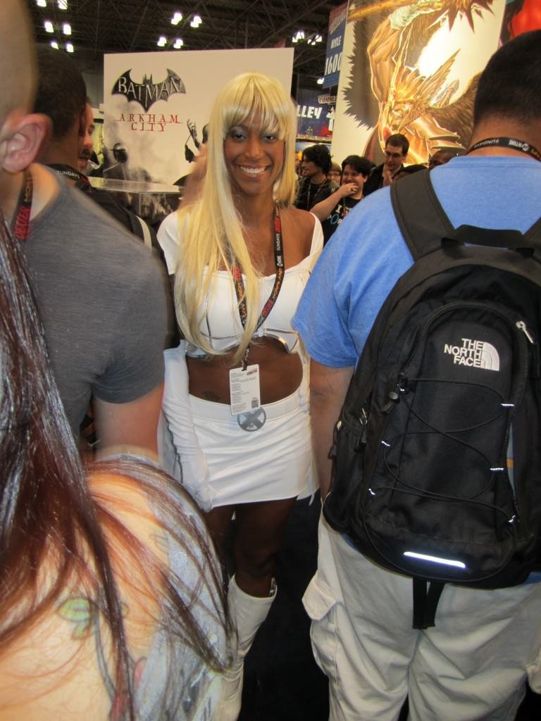NYCC 2011: Cosplay Photos: White Queen
