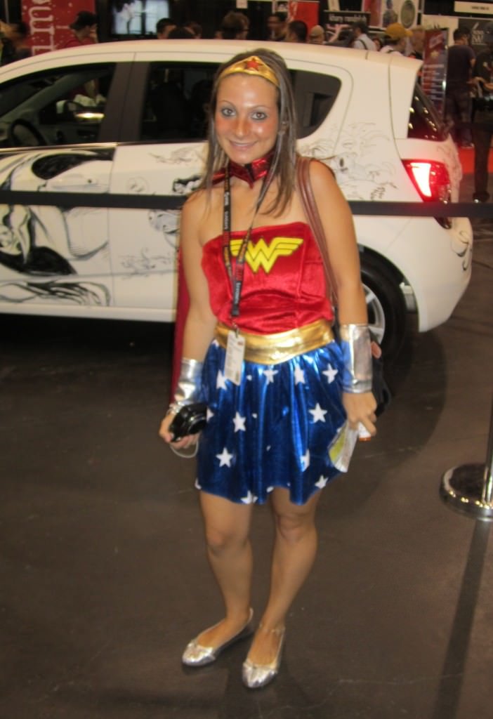 NYCC 2011: Cosplay Photos: Wonder Woman
