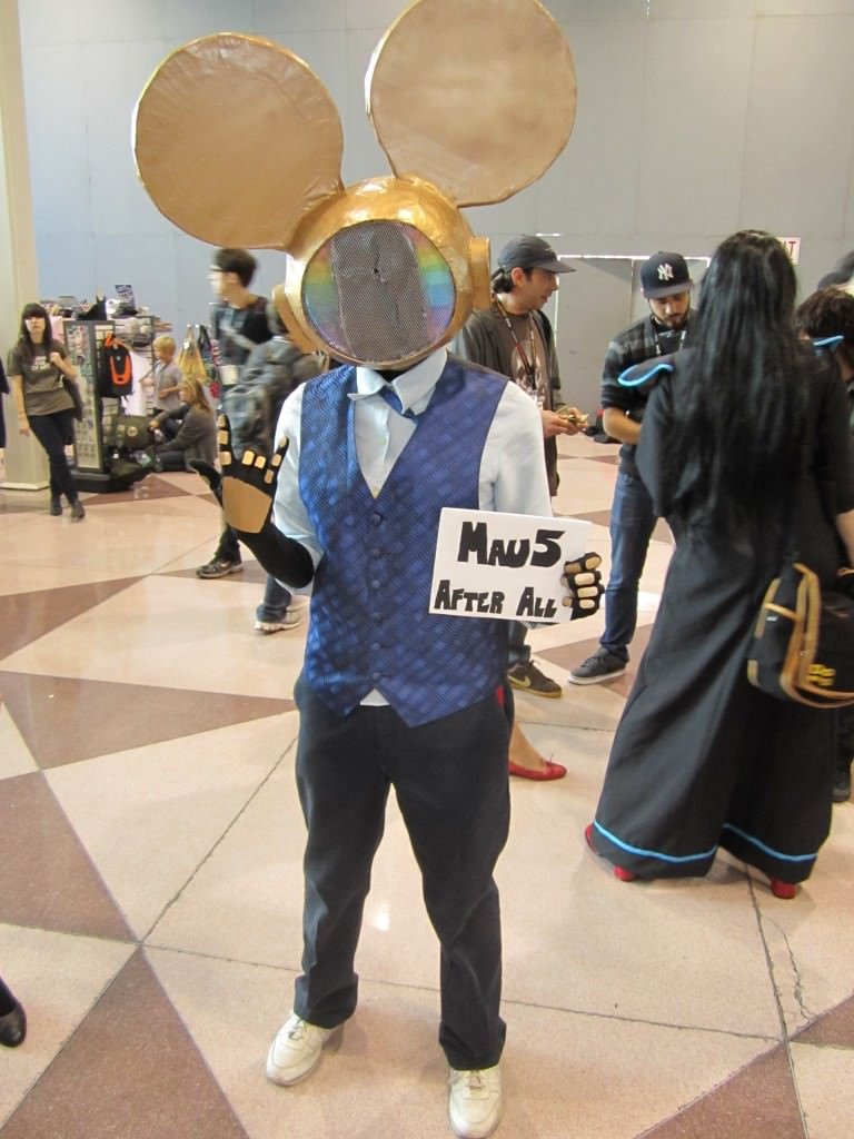 NYCC 2011: Cosplay Photos: Maus