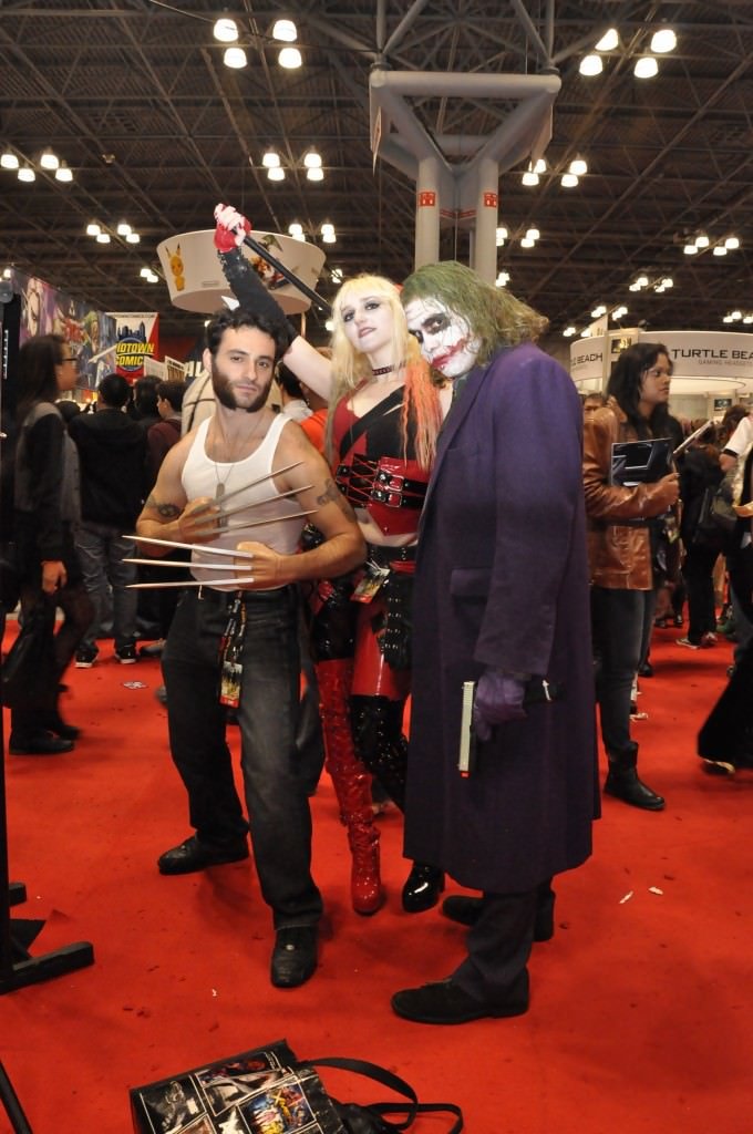 NYCC 2011: Cosplay Photos: Crossover