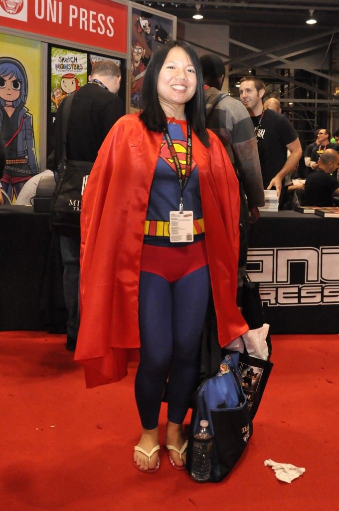 NYCC 2011: Cosplay Photos: Supergirl