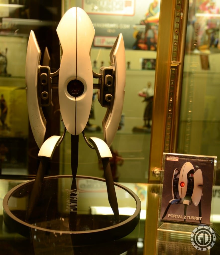 NYC 2012 Toy Fair: Portal 2 Turret figure