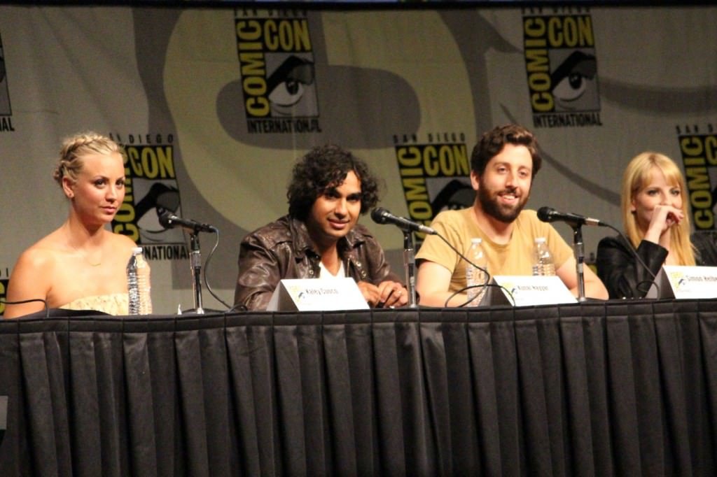 SDCC 2012: Big Bang Theory panel: Kaley Cuoco, Kunal Nayyar, Simon Helberg, Melissa Rauch