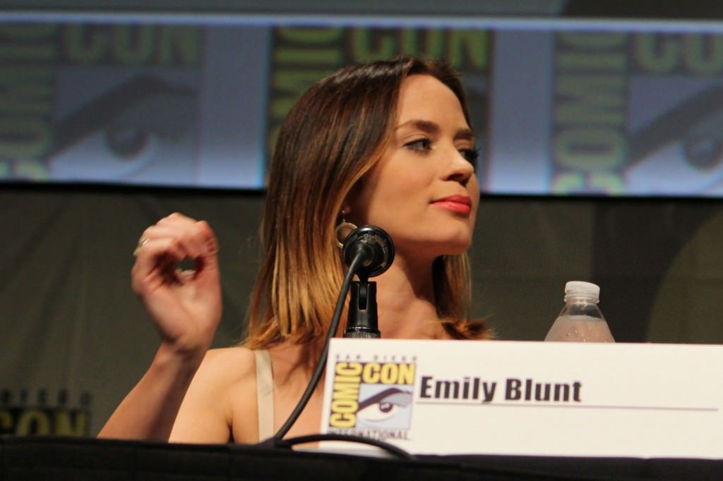 SDCC 2012: Looper panel: Emily Blunt