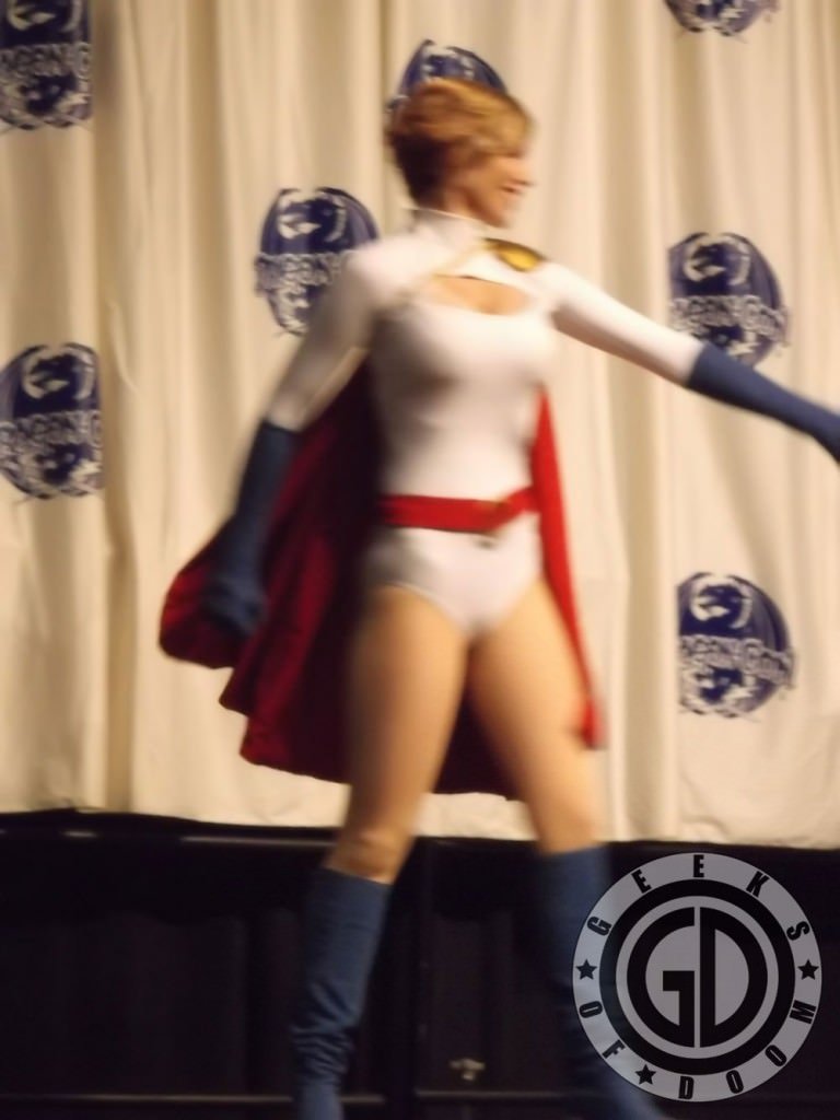Dragon*Con 2012: Cosplay Contest: Power Girl