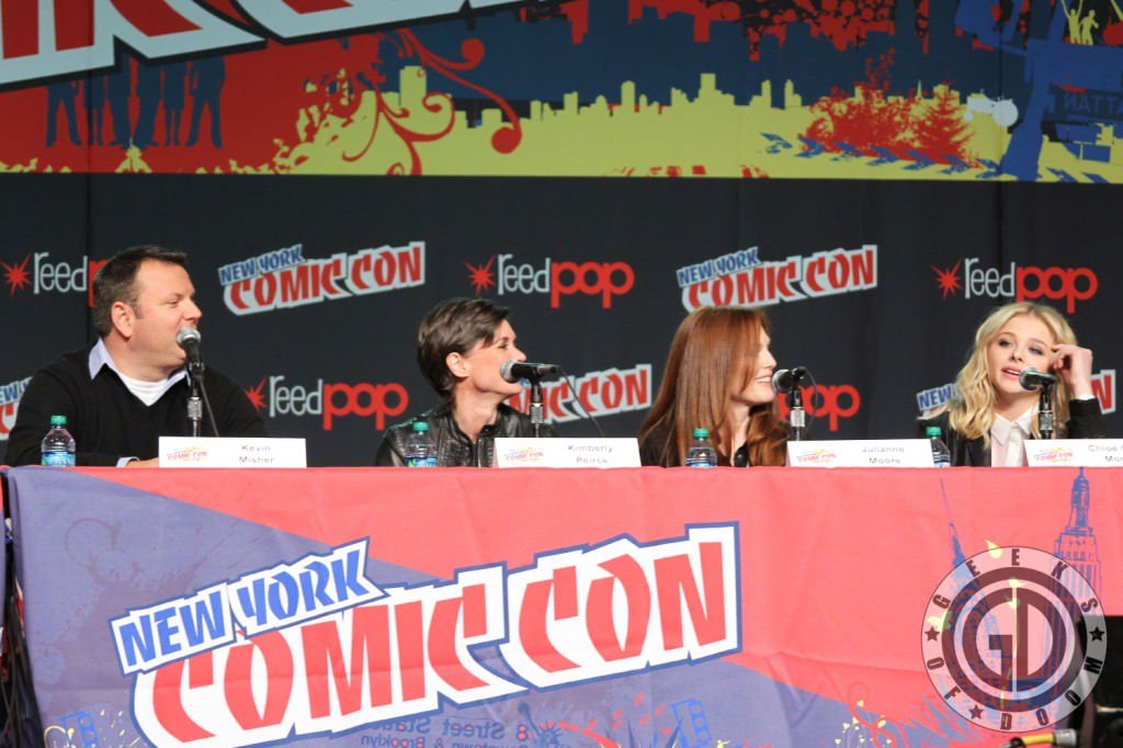 NYCC 2012: Carrie panel: producer Kevin Misher, director Kimberly Peirce, Julianne Moore, and Chloe Grace Moretz