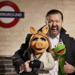 Ricky Gervais with Miss Piggy and Kermit The Frog On the Set of The Muppets...Again