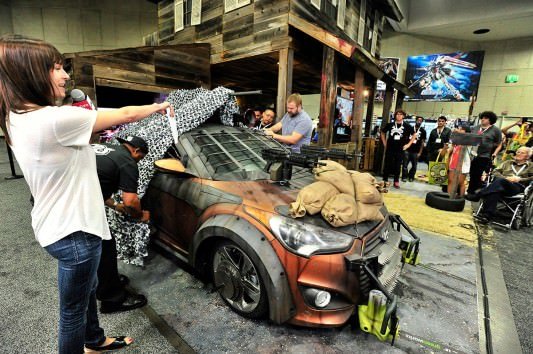 SDCC 2013: Robert Kirkman The Walking Dead Zombie Survival Machine