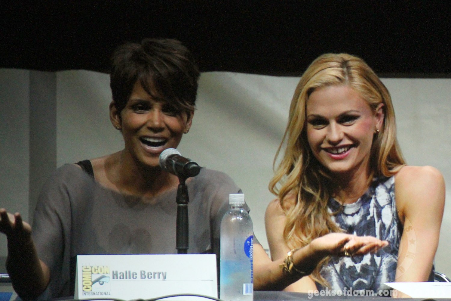 SDCC 2013: X-Men: Days Of Future Past panel: Halle Berry and Anna Paquin 04