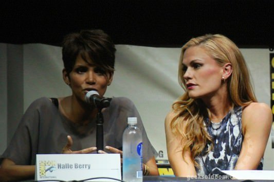 SDCC 2013: X-Men: Days Of Future Past panel: Halle Berry and Anna Paquin 07