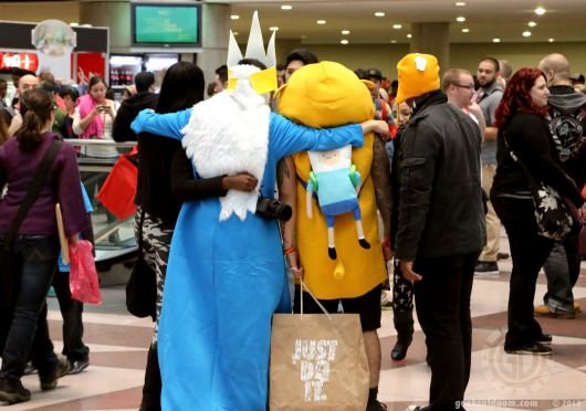 NYCC 2013: Adventure Time hug
