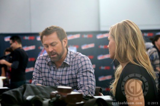 SDCC 2013: Grant Bowler and Julie Benz of Defiance