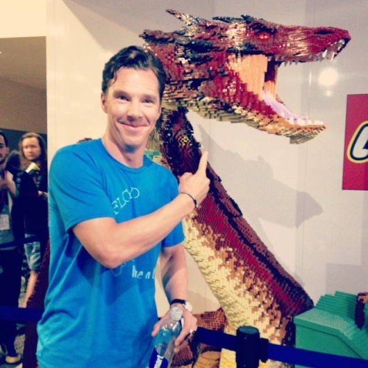 THE HOBBIT: THE BATTLE OF THE FIVE ARMIES star Benedict Cumberbatch with LEGO Dragon Smaug in the Warner Bros. booth at SDCC 2014.
