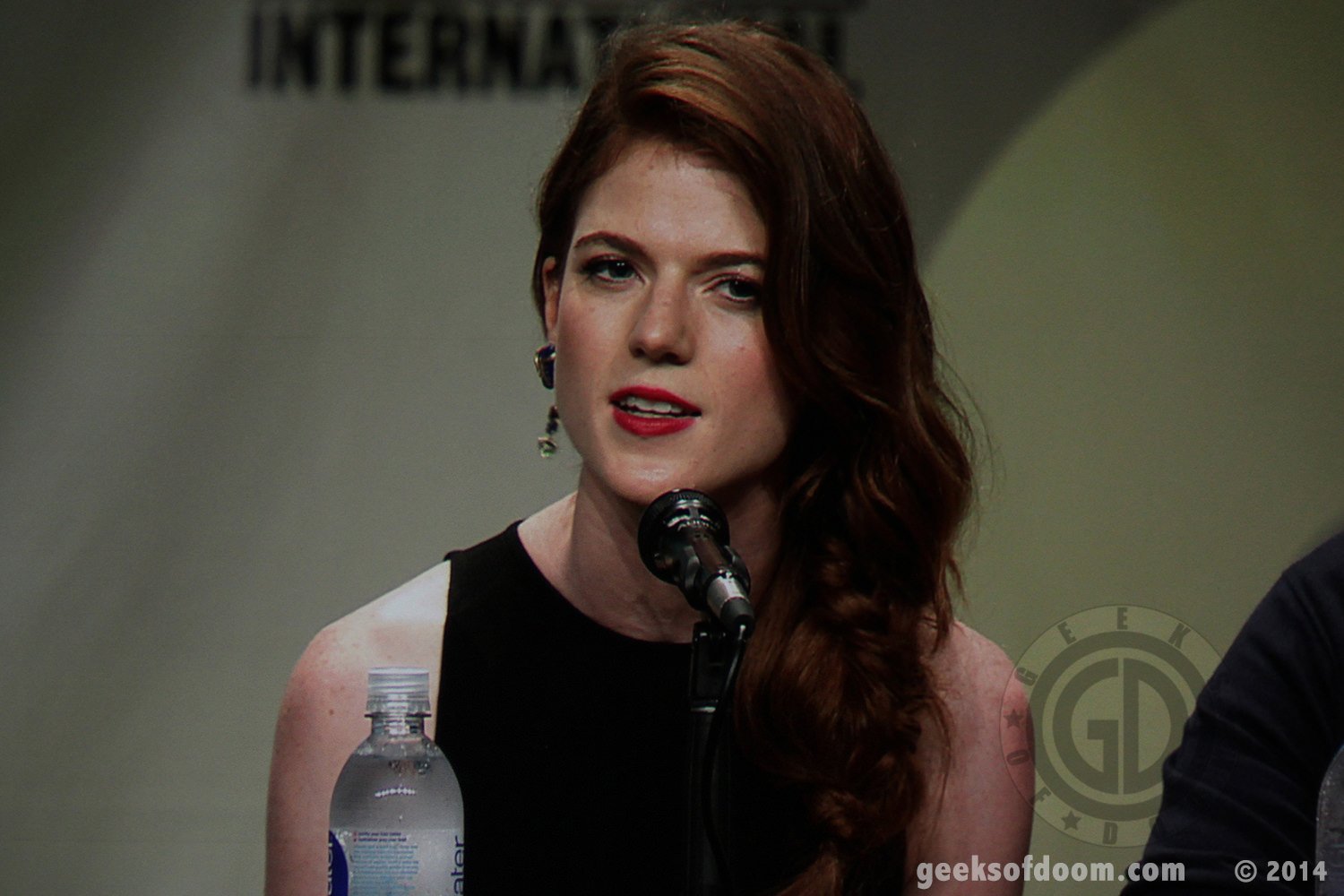 Game-of-thrones-panel-rose-leslie-09