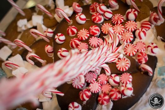 Star Trek U.S.S. Enterprise Gingerbread
