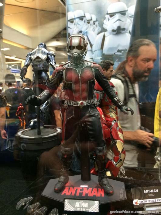 SDCC 2015 Preview Night Ant Man Statue