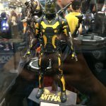 SDCC 2015 Preview Night Yellow Jacket Statue