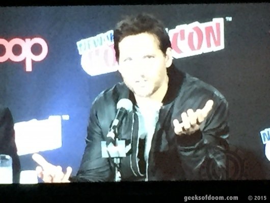 NYCC 2015 Supergirl 02