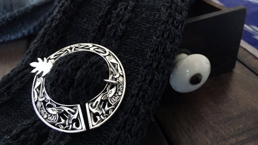 Web Fraser Stag Brooch Horizontal