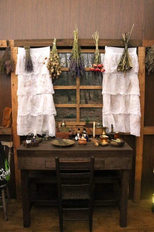 Outlander Frasers Ridge NYCC 22