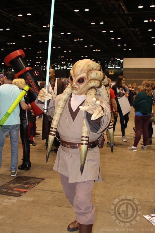 C2E2 2019: Cosplay 19 Star Wars Jedi Kit Fisto