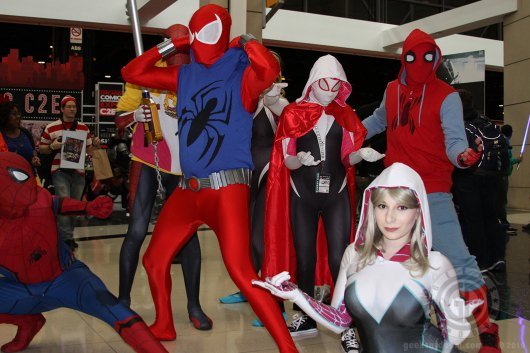 C2E2 2019: Cosplay 30 Spider-Verse