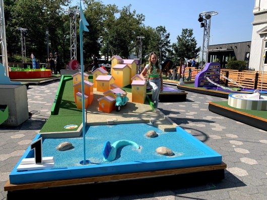 Emma Berman at Pixar Putt Pop-Up